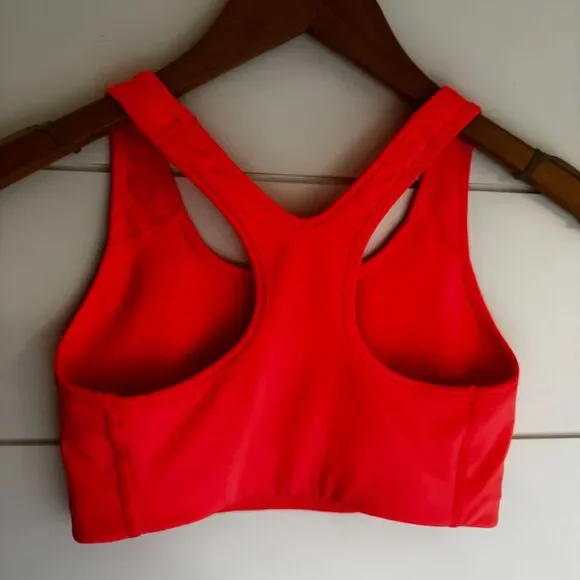 Nike Dri Fit Sports Bra Small Hot Pink Swoosh Unlined No Padding Gym Workout - Picture 2 of 9